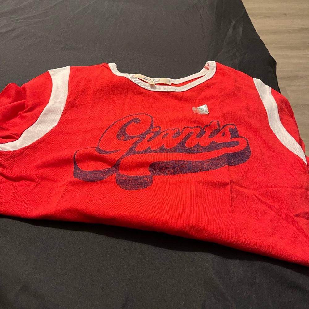 NY Giants woman’s retro tee